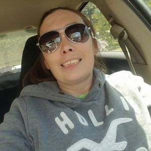 Meet your Posher, Robyn